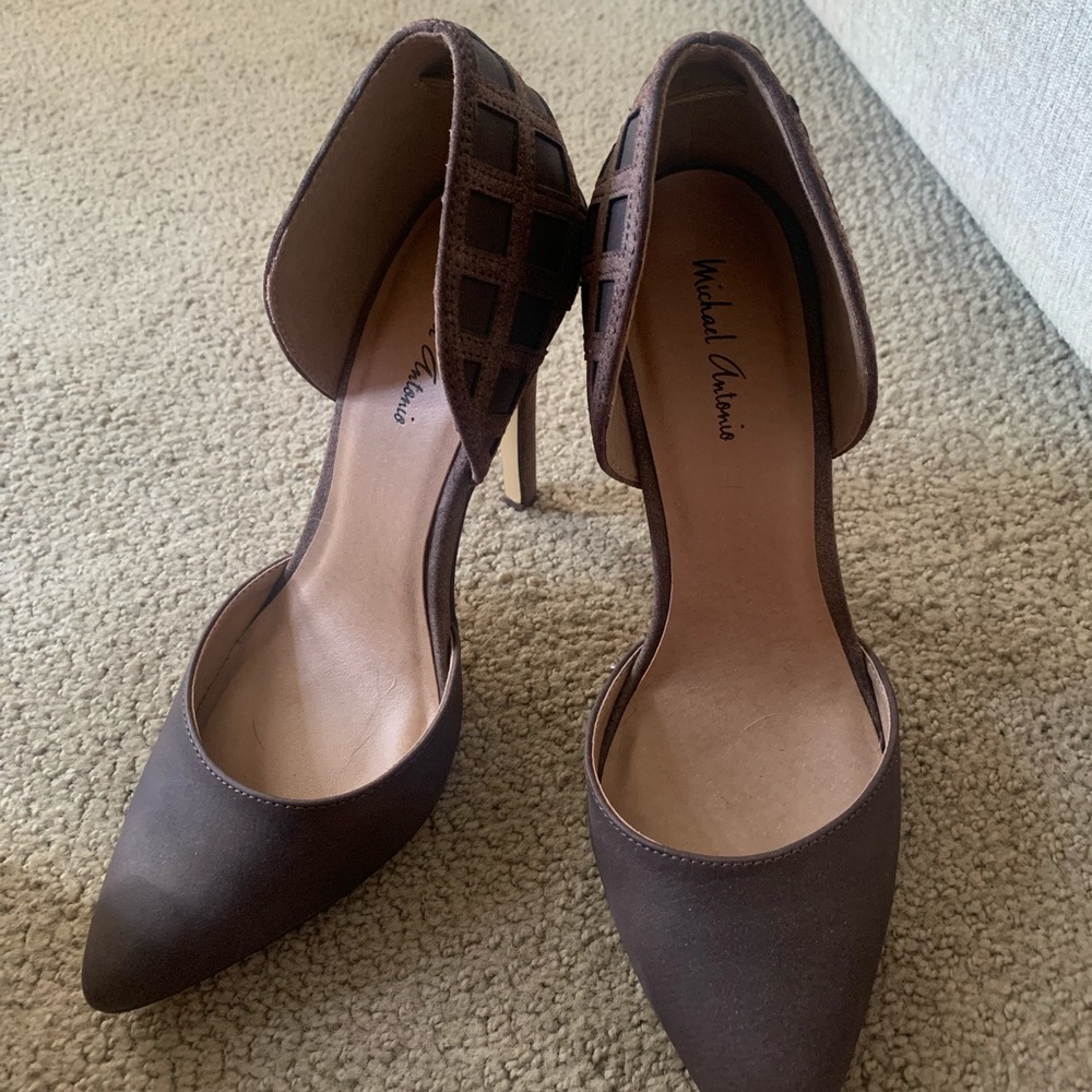 Chocolate NWOT heels